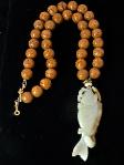 C3150 alt old jade fish, seed bead necklace