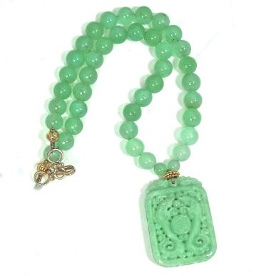 C3512 1 green jade dragons chrysoprase necklace