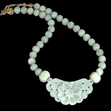 C3841 4 jade flower, carved jade necklace
