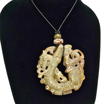 C3978 3 carved greenish brown jade triple dragon pendant necklace 