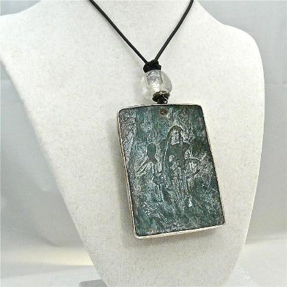 C3969 3 dark green etched jade fish, silver fish pendant necklace