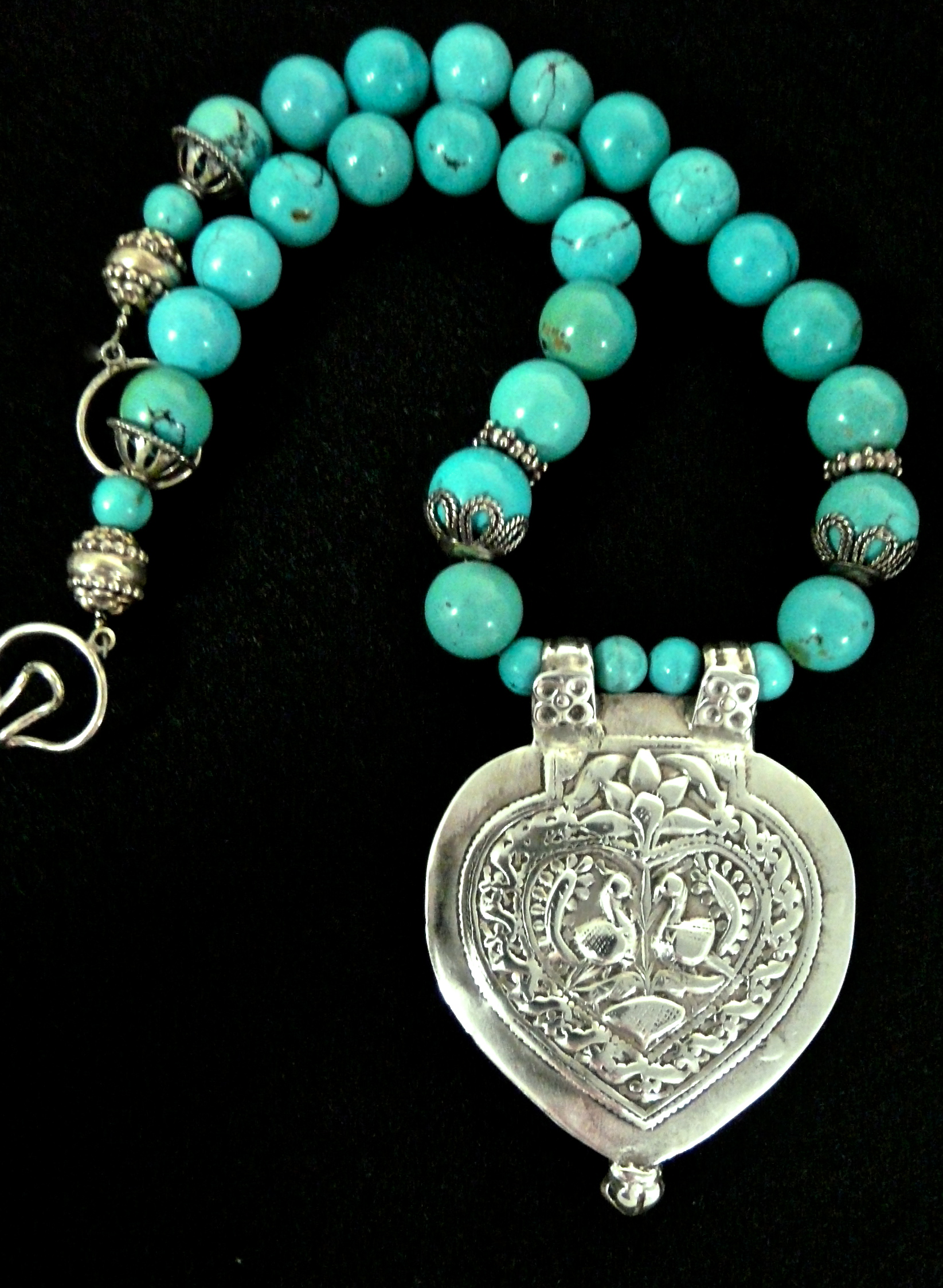 C850 alt Antique Indian silver double peacock pendant, natural Chinese turquoise necklace