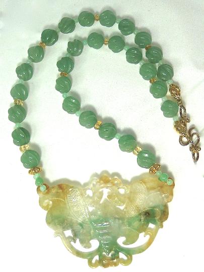 C2747 carved green and golden jade butterfly, carved aventurine bead necklace