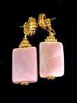 CE2763 alt Pink mother of pearl pendant drop earrings