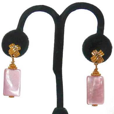 ce2763 pink mother of pearl drop earrings